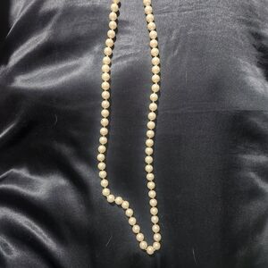 Classic Ivory Glass Pearl Necklace - Elegant Women Jewelry